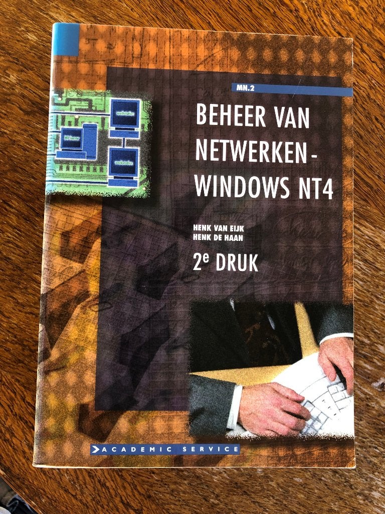 Beheer van netwerken - Windows NT4, Gelezen, Ophalen of Verzenden, Henk van Eijk, Hardware