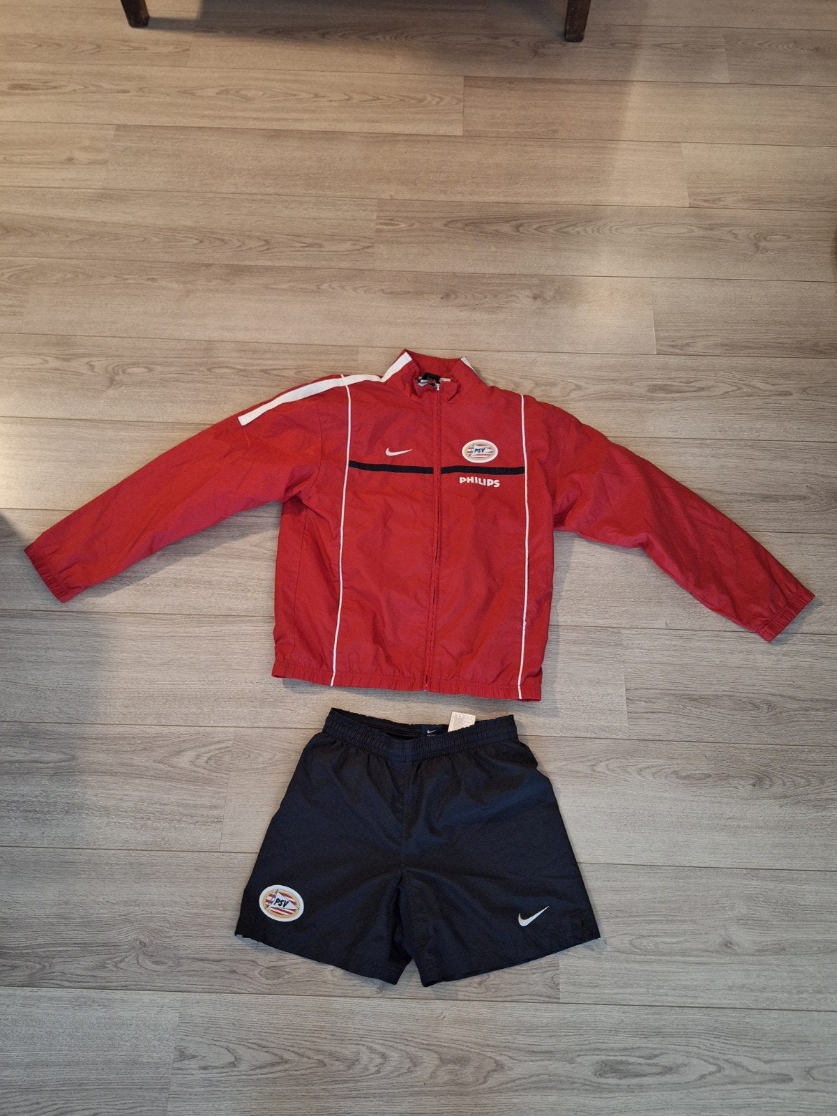 PSV Nike trainingspak (jasje en broekje) uit 2002- Maat 164, Meerkleurig, Nike, Overige maten, Ophalen of Verzenden