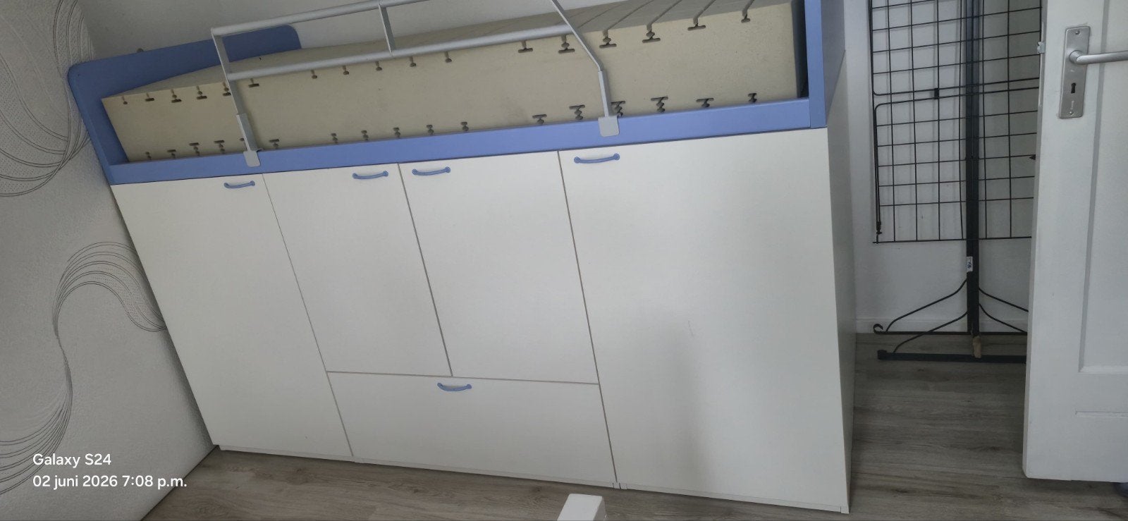 Hoogslaper met onderkast, Ophalen, Eenpersoons, Zo goed als nieuw, 90 cm