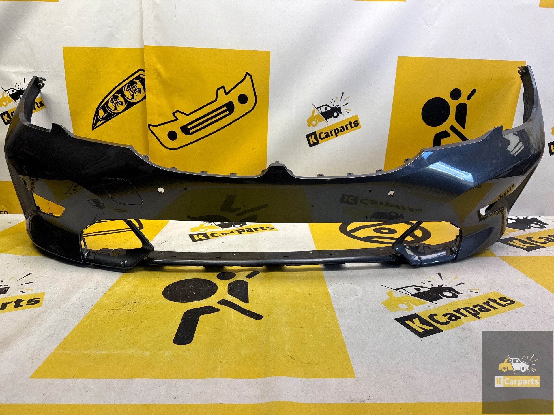 Voorbumper BMW 3 Serie G20 G21 4xPDC 51117422239 bumper, Petuelring 130
80788  Munich, DE, Gebruikt, Voor, Info@bmw.de