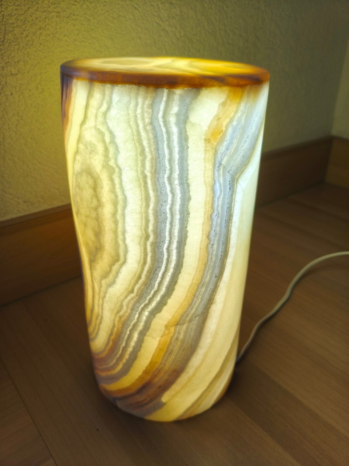 Handgemaakte Aragoniet Sfeerlamp - Uniek Design, Beige, Nieuw, Sfeerlamp, Natuurlijk materiaal