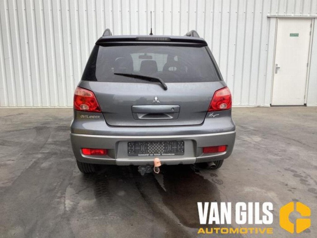 Mitsubishi Outlander Outlander (CU), SUV, 2001 / 2007 2.0 16, Mitsubishi Motors Europe B.V., Mcie.communications@org.mitsubishicorp.com