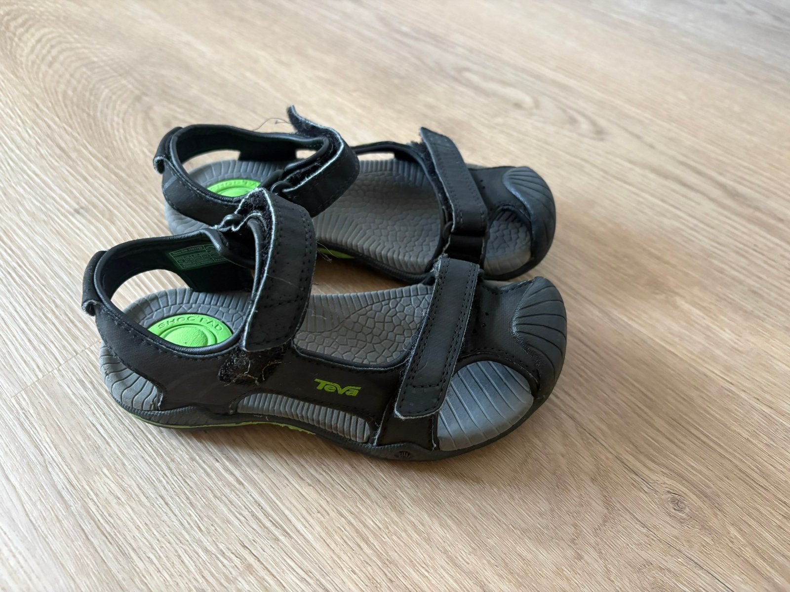 Teva sandalen maat 29/30 in nette gedragen staat, Jongetje of Meisje, Overige typen, Ophalen of Verzenden, Zo goed als nieuw
