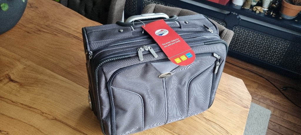 Nieuwe Samsonite laptoptas op wieltjes, Computers en Software, Laptoptassen, Nieuw, Overige typen, 17 inch of meer, Samsonite