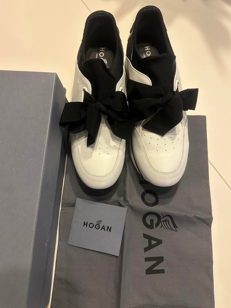 HOGAN 39/HALF, Ophalen of Verzenden, Nieuw, Sneakers of Gympen
