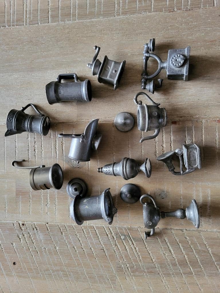 Tinnen letterbak figuren, Ophalen of Verzenden
