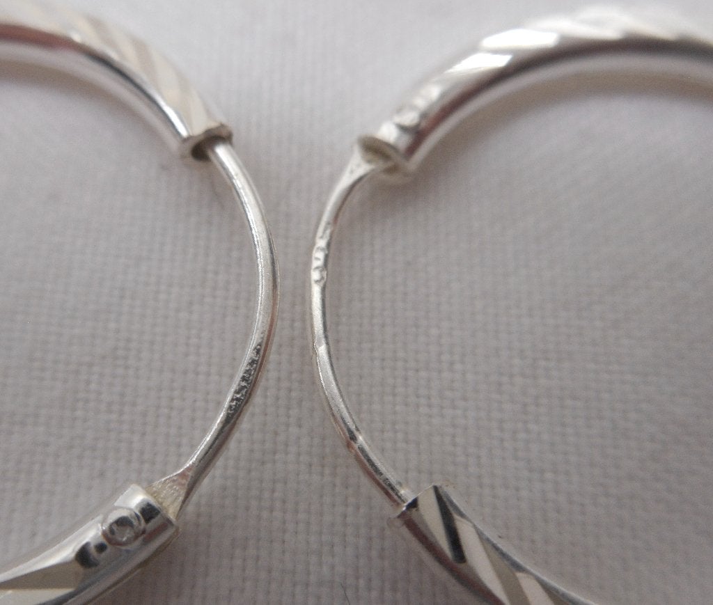 Zilveren mooi gedecoreerde oorringen nr.1348, Sieraden, Tassen en Uiterlijk, Oorbellen, Hangers, Verzenden, Zo goed als nieuw