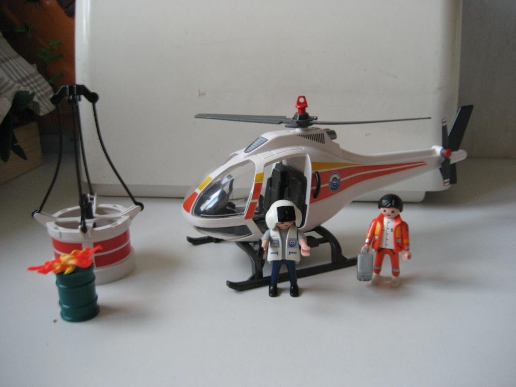 playmobil blus helikopter 5542 met bemanning, Ophalen of Verzenden, Zo goed als nieuw