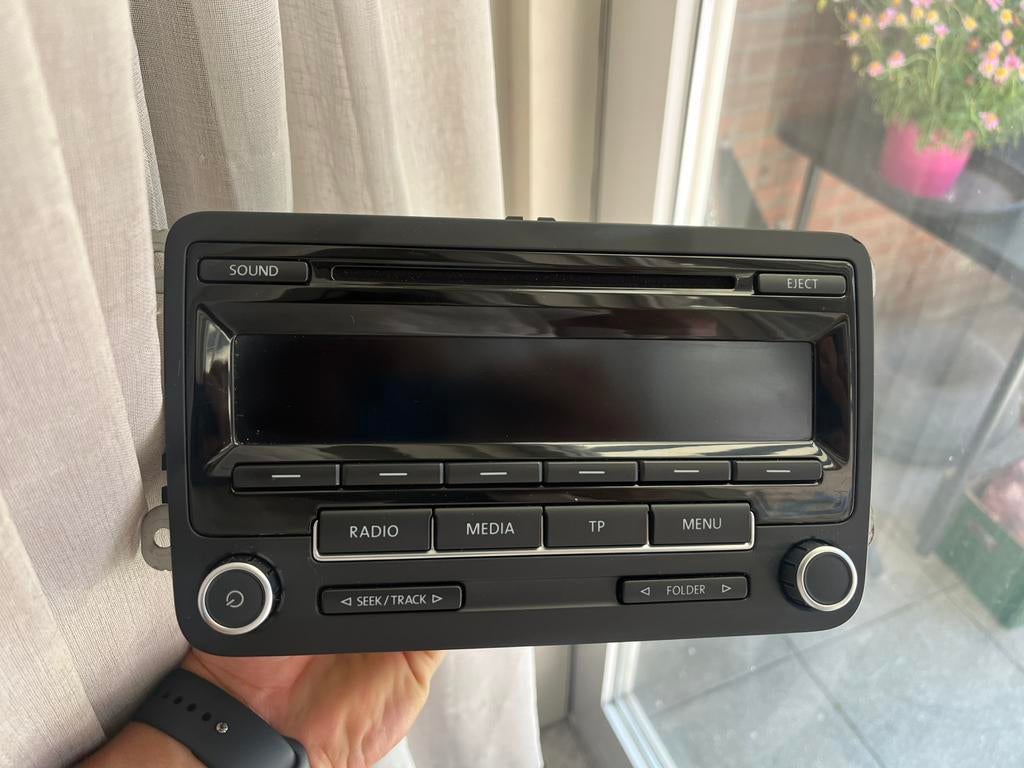 Volkswagen RCD 310 Radio CD MP3 speler, Ophalen of Verzenden, Zo goed als nieuw
