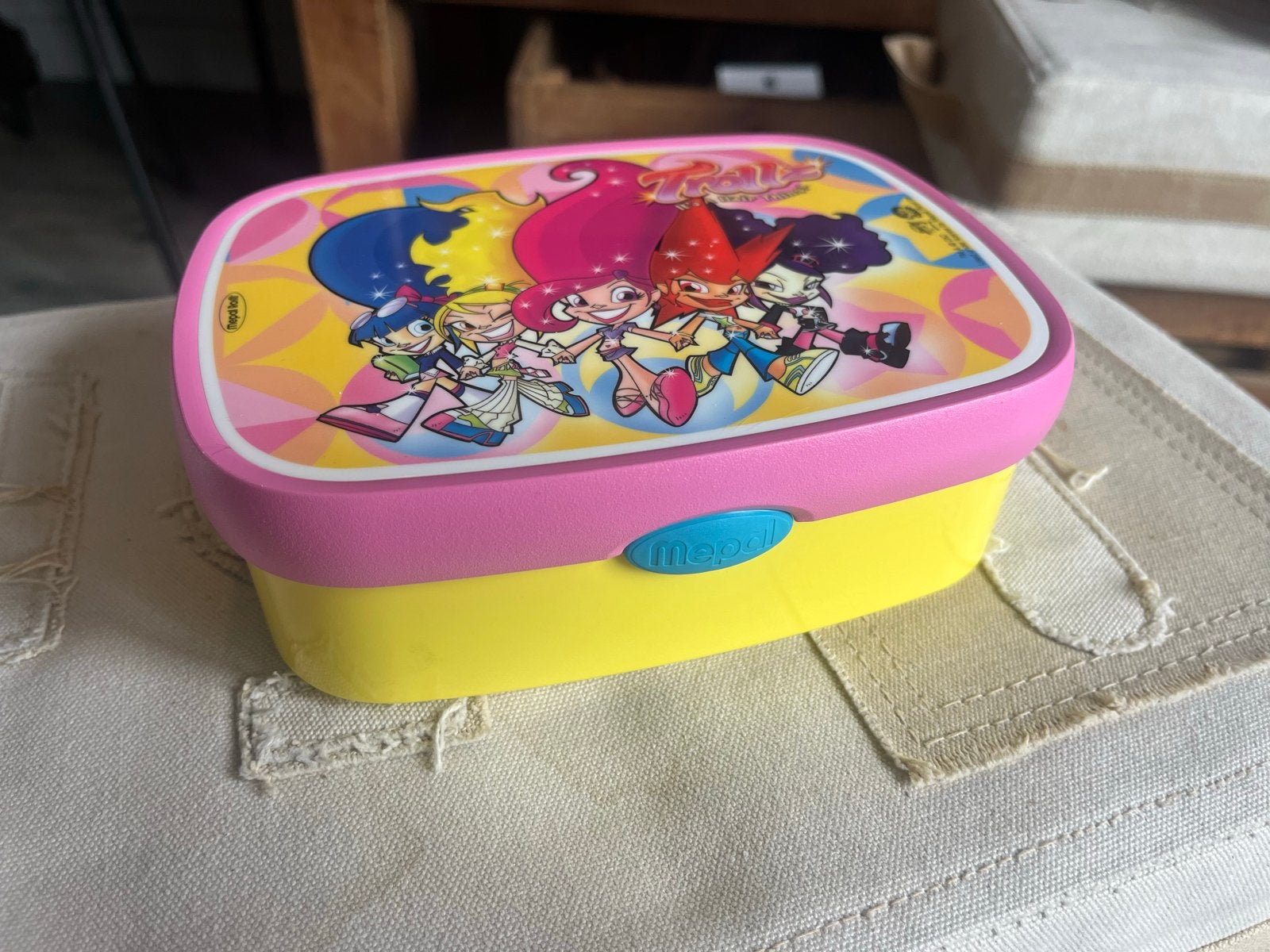 Mepal broodtrommel Trollz - Leuk voor school!, Ophalen of Verzenden, Nieuw