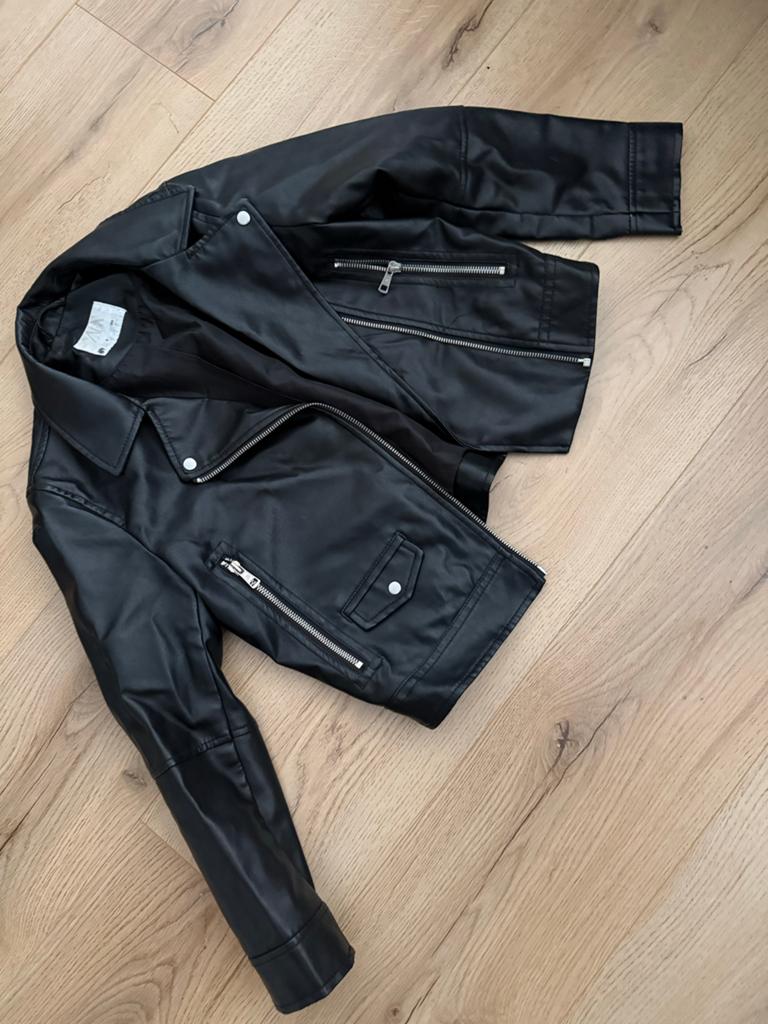Stoere Zara leren jas maat 134, Ophalen of Verzenden, Zo goed als nieuw