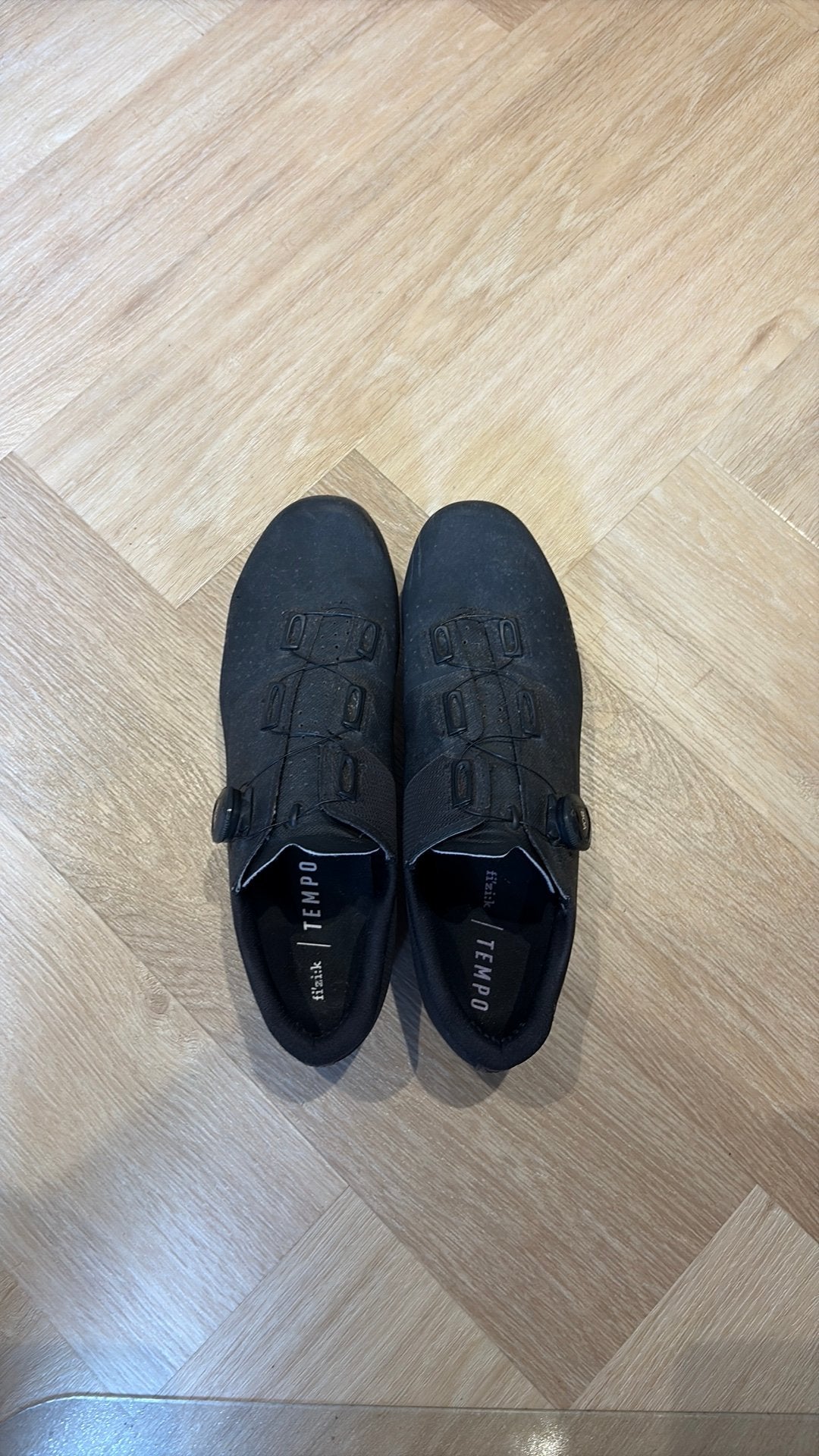 Fietsschoenen en fietshelm zwart, Ophalen, Gebruikt