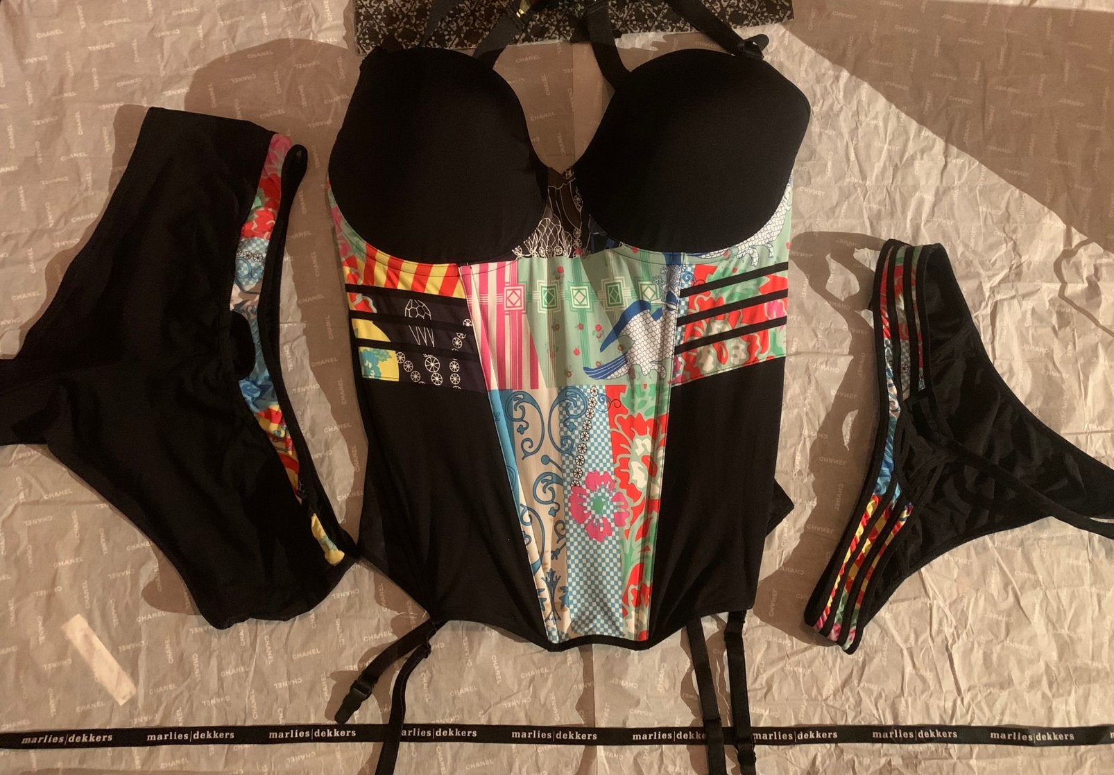 Marlies Dekkers torselet 85 F string xl en hipster xxl, Kleding | Dames, Ophalen of Verzenden, Overige kleuren, Body of Korset