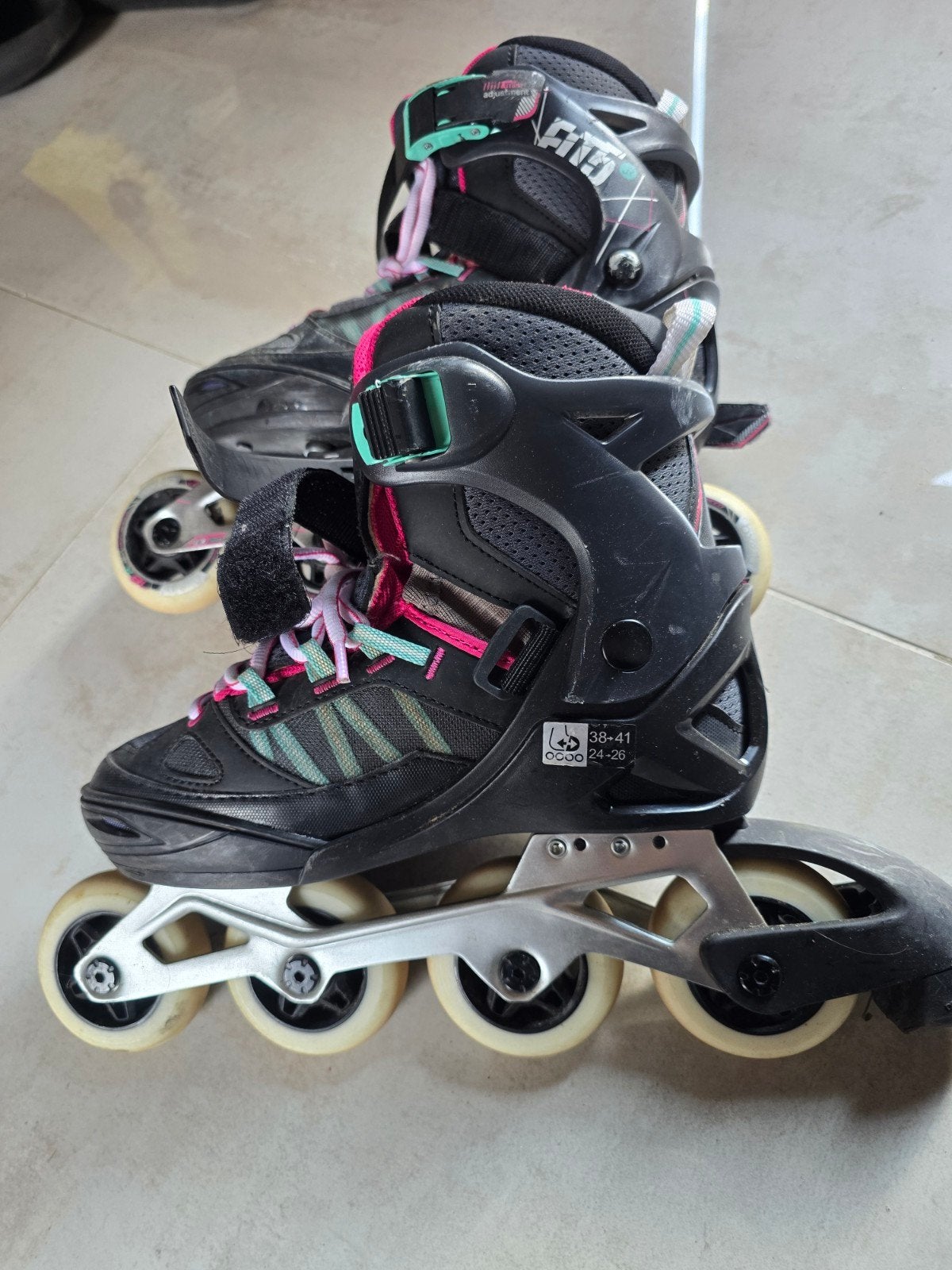 Oxelo Fit 500 Inline Skates - Maat 38-41 Verstelbaar, Ophalen of Verzenden, Verstelbaar, Gebruikt, Kinderen