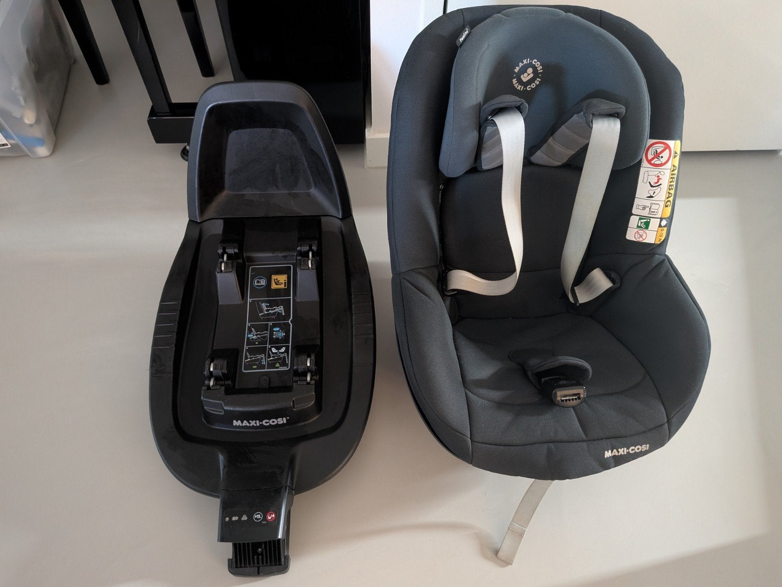 Maxi-Cosi Pearl Pro2 (Graphite) met FamilyFix 3 Isofix Base, Kinderen en Baby's, Autostoeltjes, Ophalen, 9 t/m 18 kg, Zo goed als nieuw