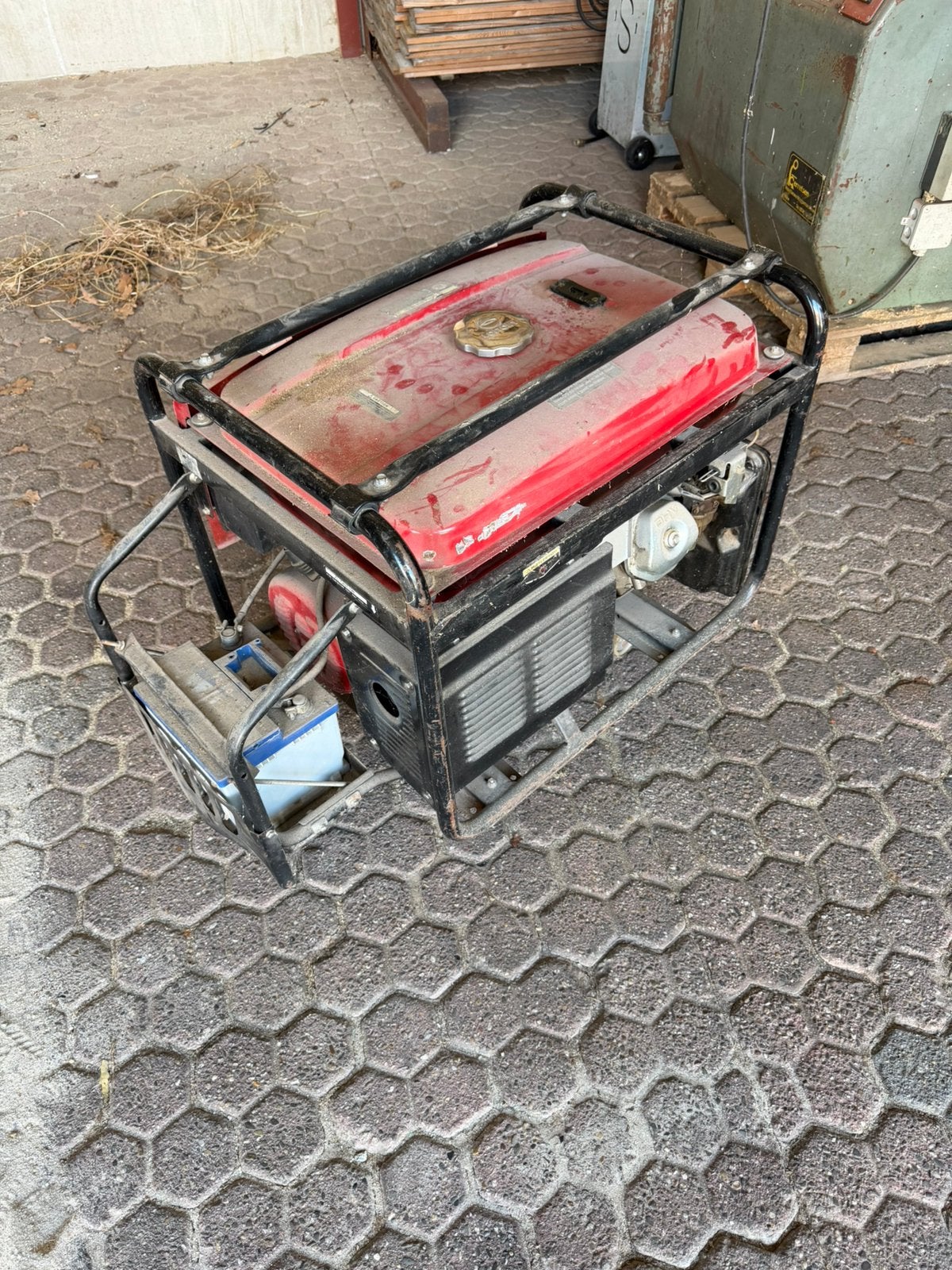 Generator Agregaat 6500W benzine met elektrische start, Ophalen, Gebruikt, Gereedschap of Toebehoren