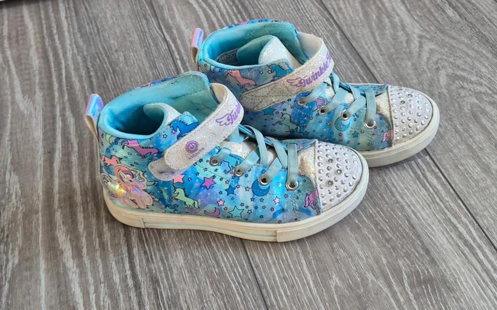 Skechers Twinkle Toes lichtgevende sneakers maat 32, Meisje, Schoenen, Zo goed als nieuw, Skechers