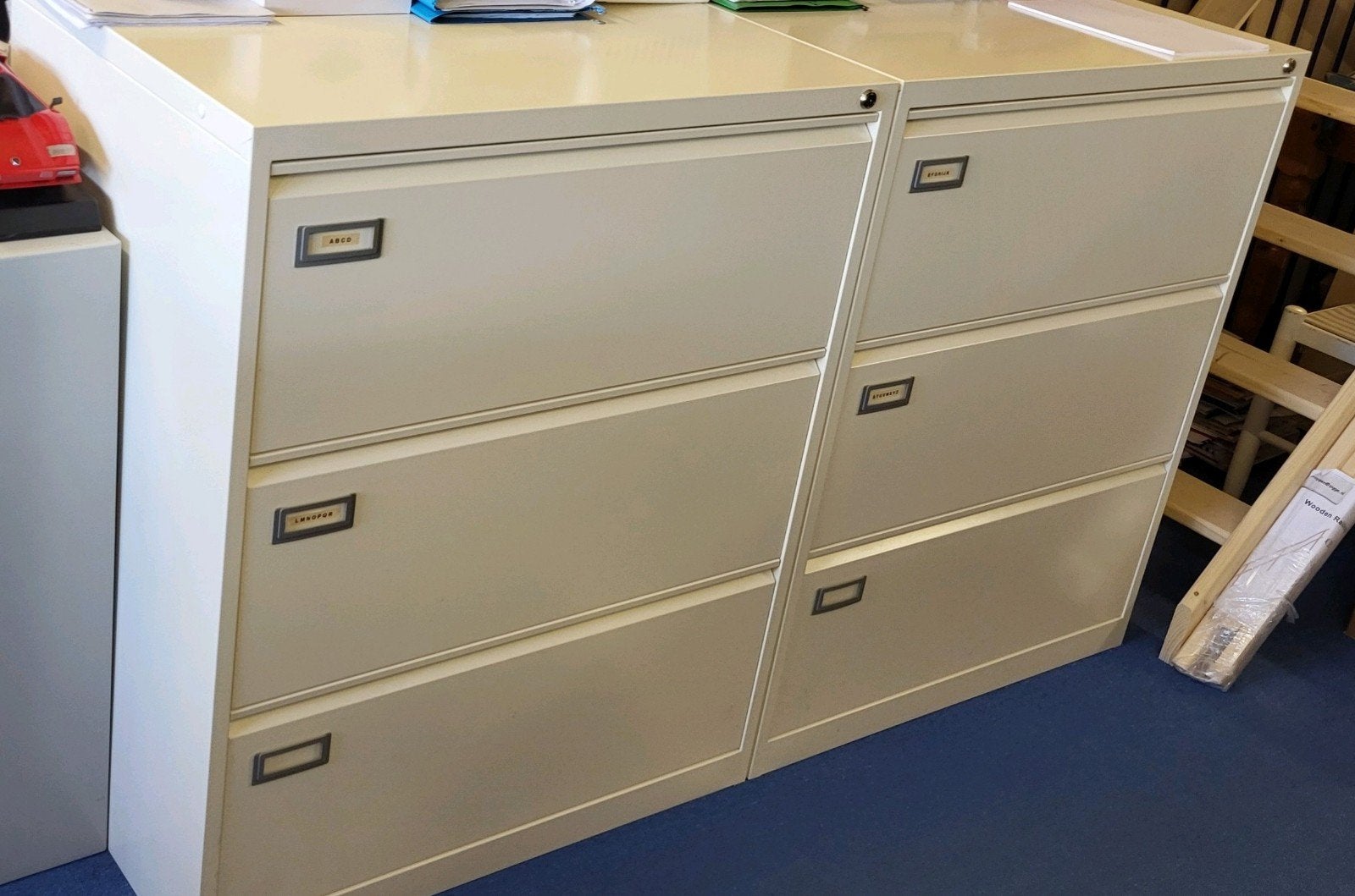 hangmappen dossier kast, Ophalen