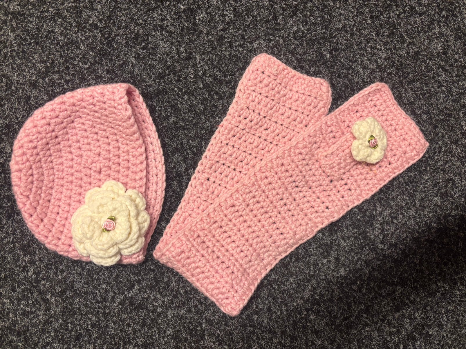 Nieuw roze handgemaakte muts en sjaal 110-116, 110 t/m 116, Nieuw, Ophalen of Verzenden, Meisje