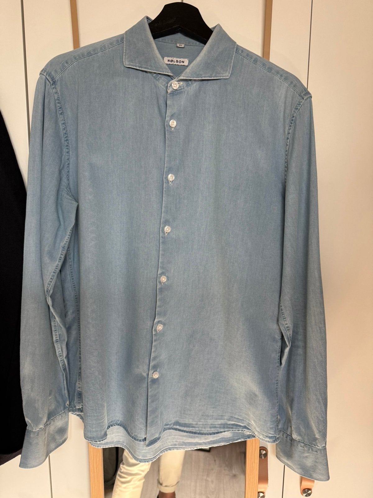 NØLSON spijkeroverhemd maat 41 (valt als 40), Kleding | Heren, Overhemden, Ophalen of Verzenden, Gedragen, Overige kleuren, Halswijdte 41/42 (L)