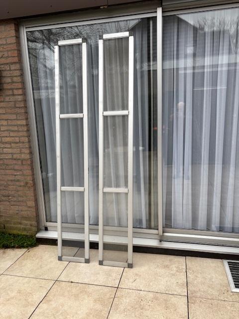 Vliegenhor voor schuifpui, Doe-het-zelf en Verbouw, Kozijnen en Schuifpuien, Ophalen, Gebruikt, Minder dan 75 cm, Aluminium