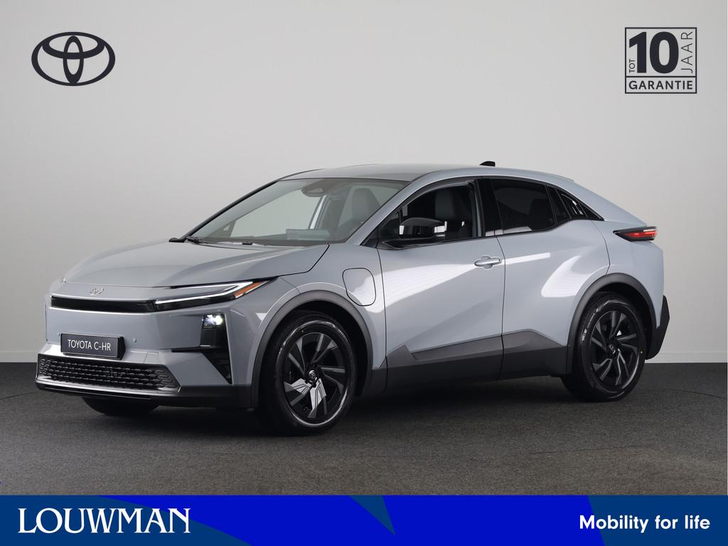 Toyota C-HR+ First Edition 77 kWh | NIEUW & SNEL LEVERBAAR |, 12 maanden, Stof, Nieuw, SUV of Terreinwagen