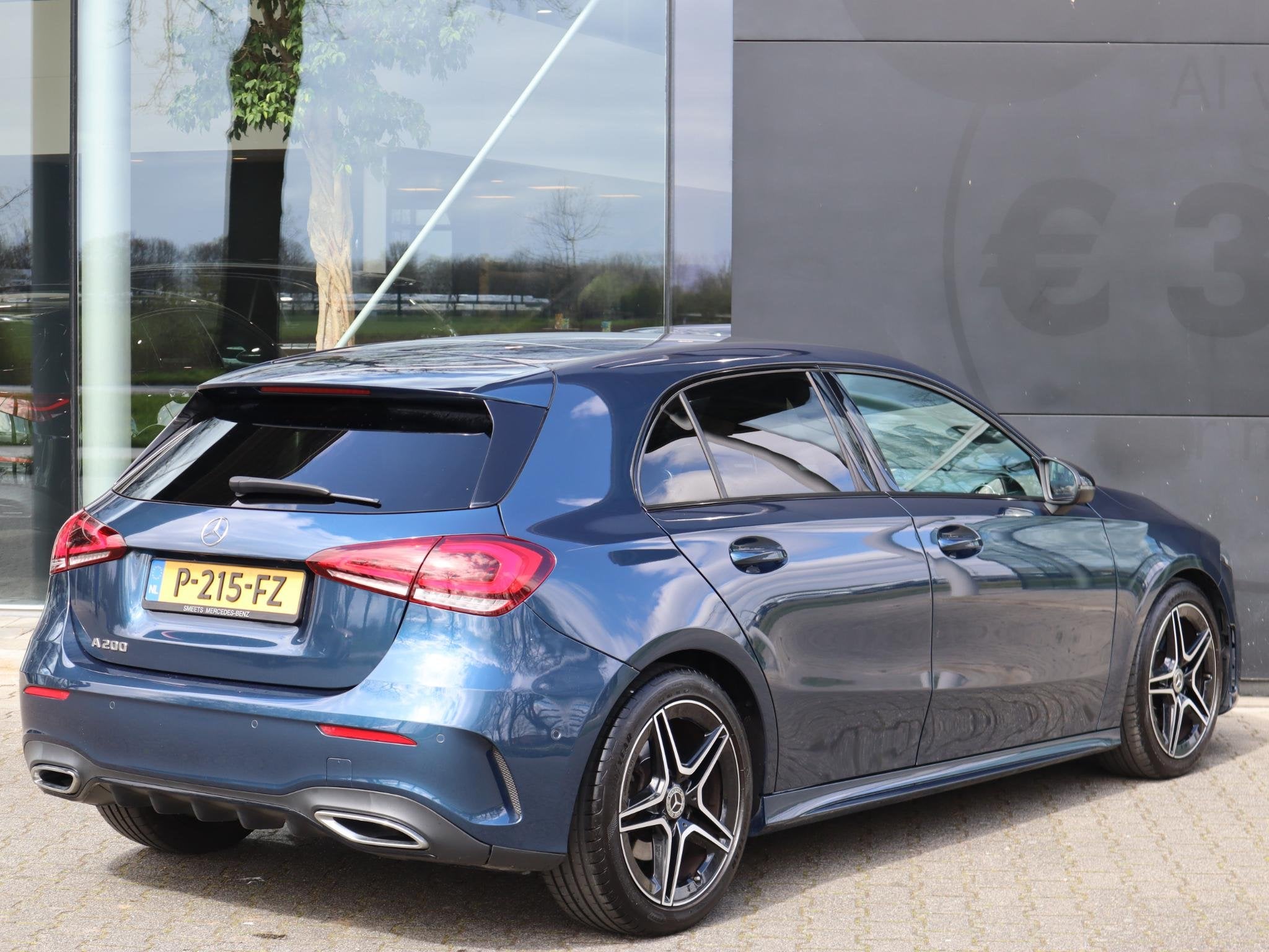 Mercedes-Benz A-klasse 200 Premium Plus, Auto's, Stof, Gebruikt, 4 cilinders, Blauw