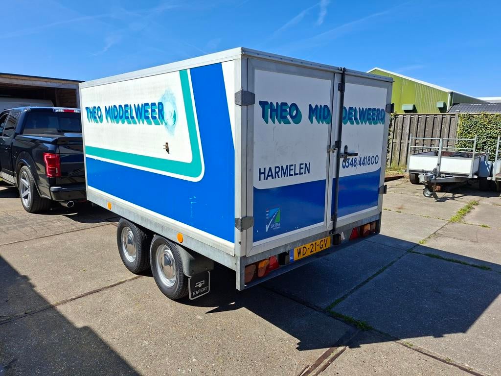 Zeer  nette Hapert Gesl. Plateauwagen 2000KG. izgst, Auto diversen, Aanhangers en Bagagewagens, Ophalen of Verzenden, Zo goed als nieuw