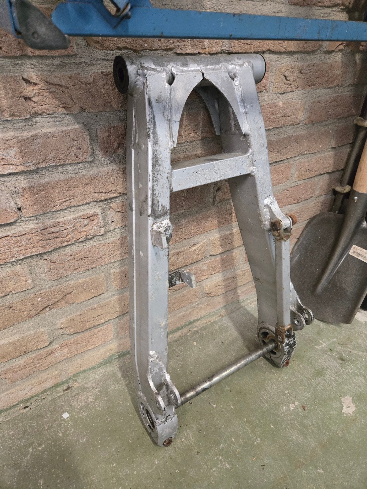 kawasaki Zephyr 550 achterbrug, Ophalen, Gebruikt