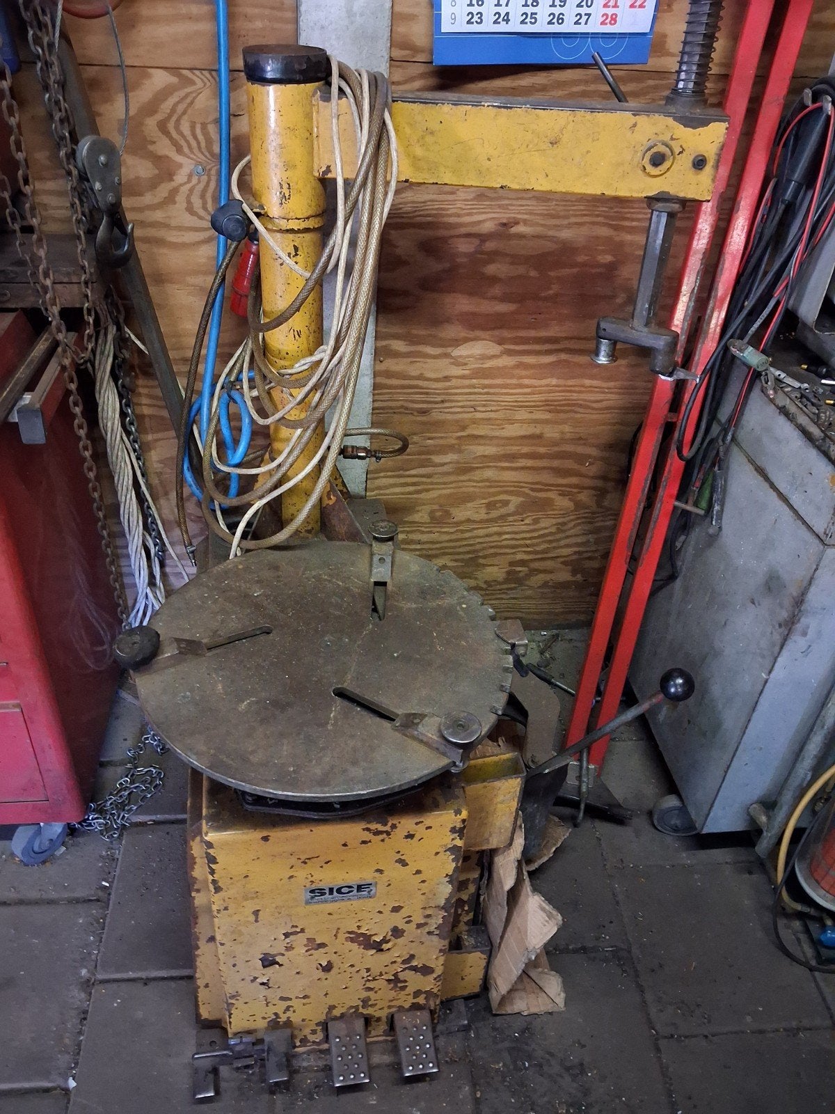 Banden de/montage apparaat, Auto diversen, Ophalen
