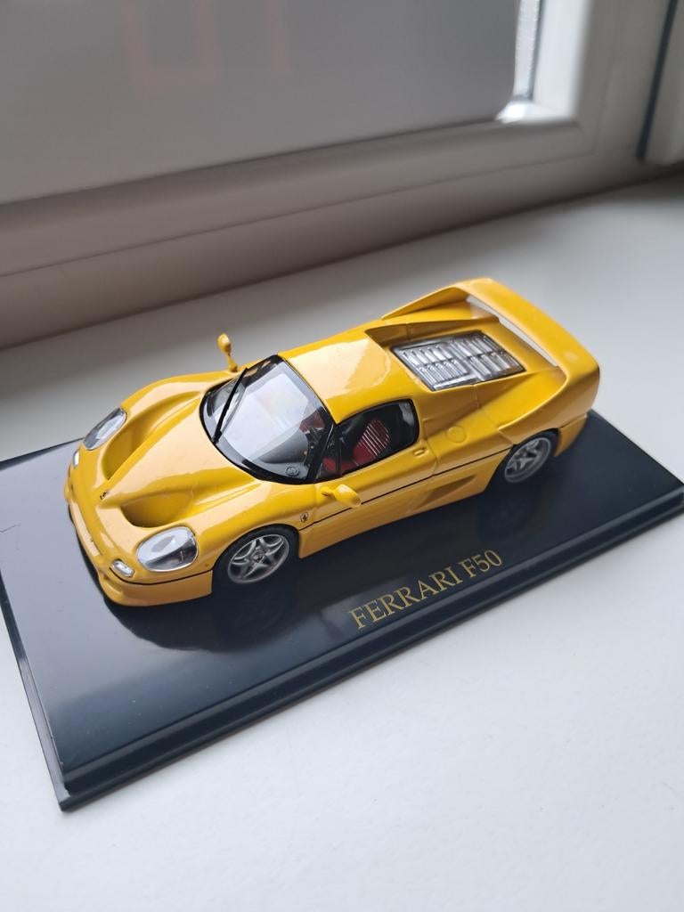 Ferrari F50 Geel 1:43 Modelauto, Hobby en Vrije tijd, Modelauto's | 1:43, Ophalen of Verzenden, Zo goed als nieuw, Auto, Overige merken