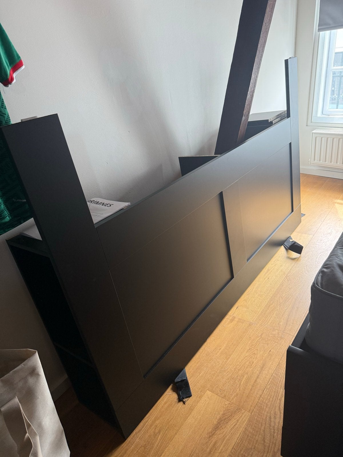 IKEA BRIMNES Hoofdbord 180 cm met opbergruimte, Huis en Inrichting, Slaapkamer | Bedden, Ophalen, Zwart, 180 cm, Hout