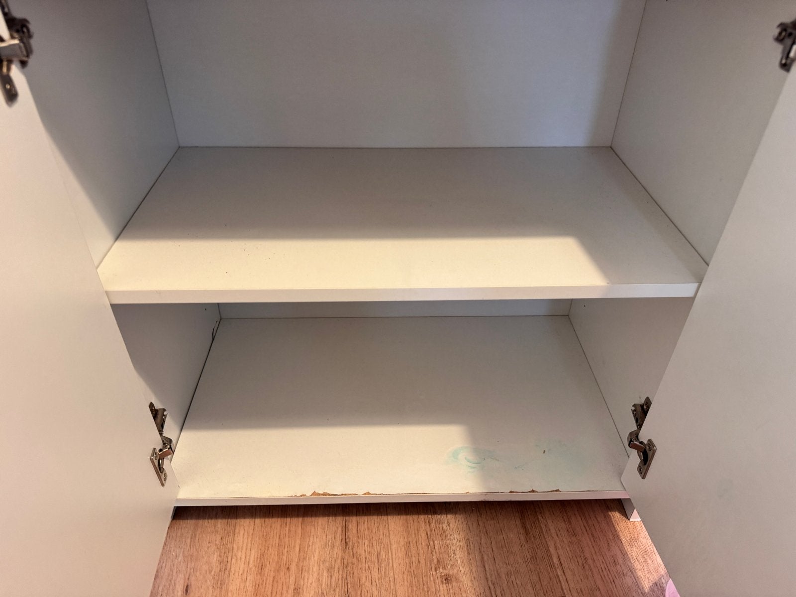 Witte kast met lade en deuren, Ophalen, Gebruikt