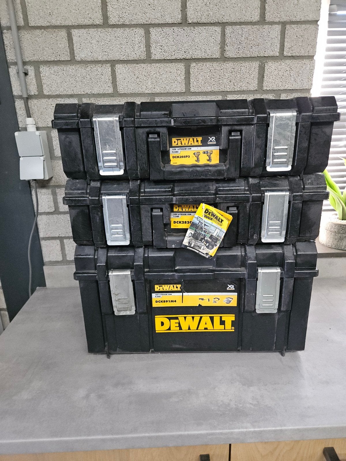 Dewalt tough system gereedschapskoffer systainer waterdichte