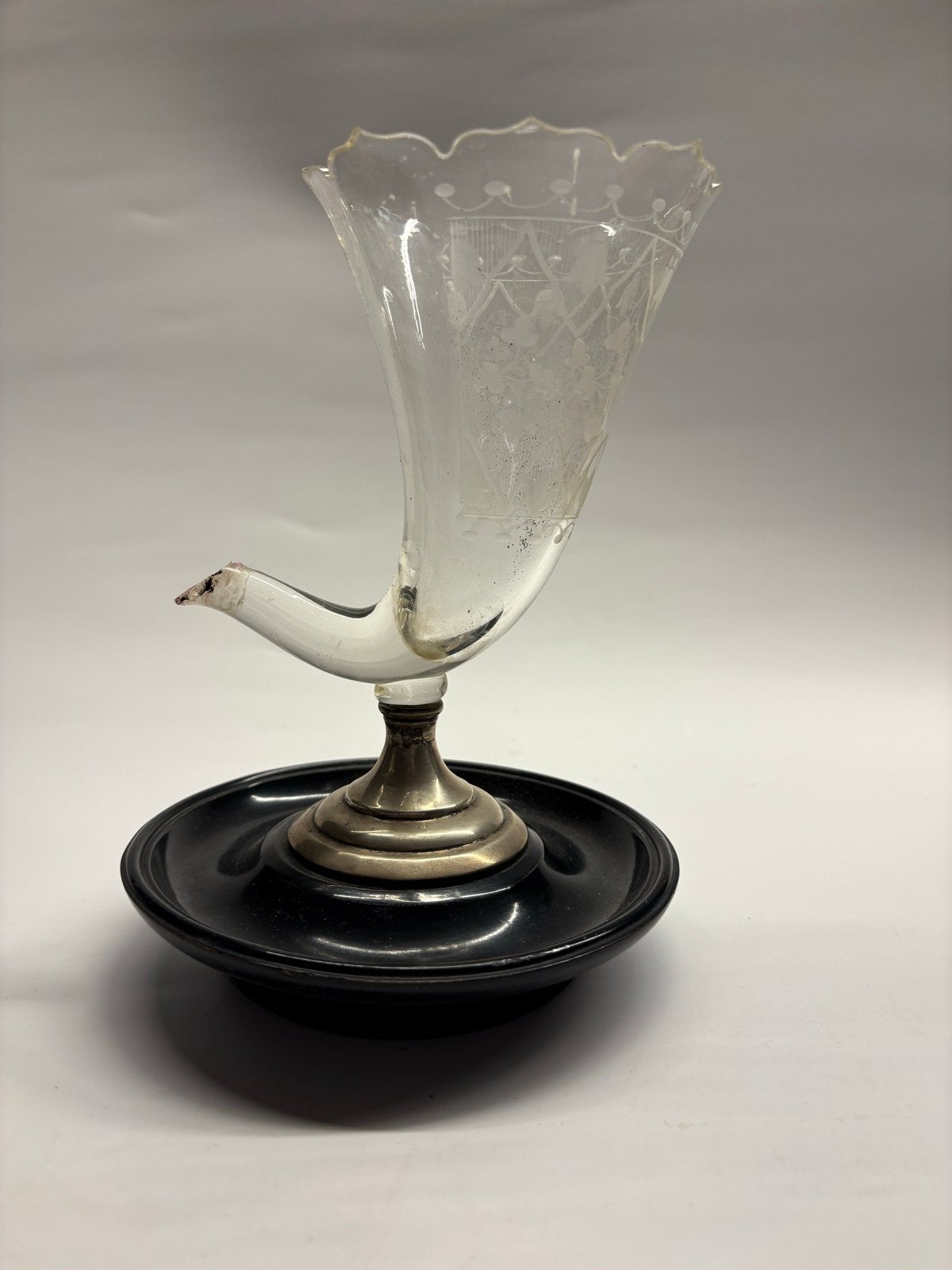 Cornucopia vaasje met zilveren voet (Gemerkt, defect glas), Antiek en Kunst, Ophalen of Verzenden