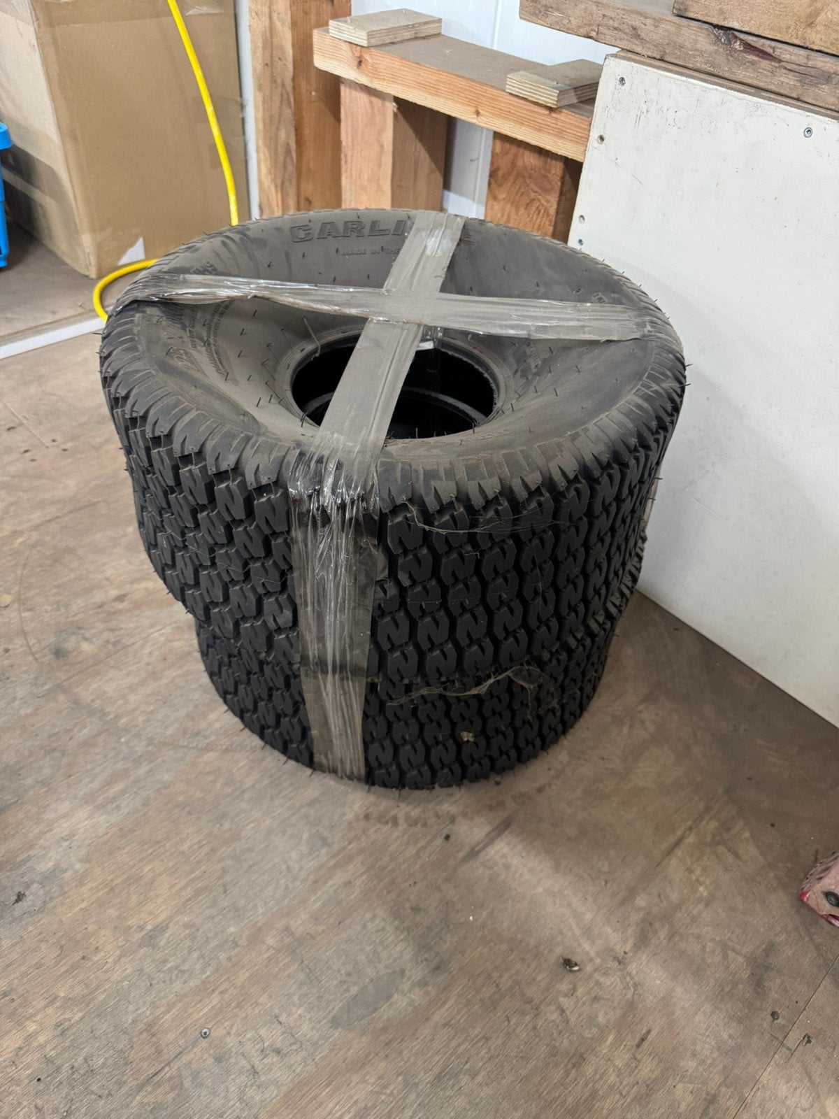 Nieuwe banden grasmaaier 22.5 x 10.00 - 8, Ophalen of Verzenden