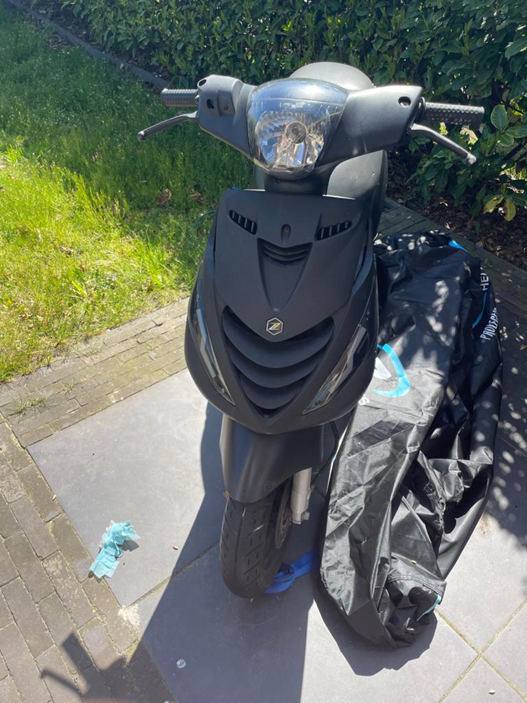 Piaggio Zip Scooter 80cc 4t, Fietsen en Brommers, Scooters | Piaggio, Gebruikt, Zip, Ophalen of Verzenden, Benzine