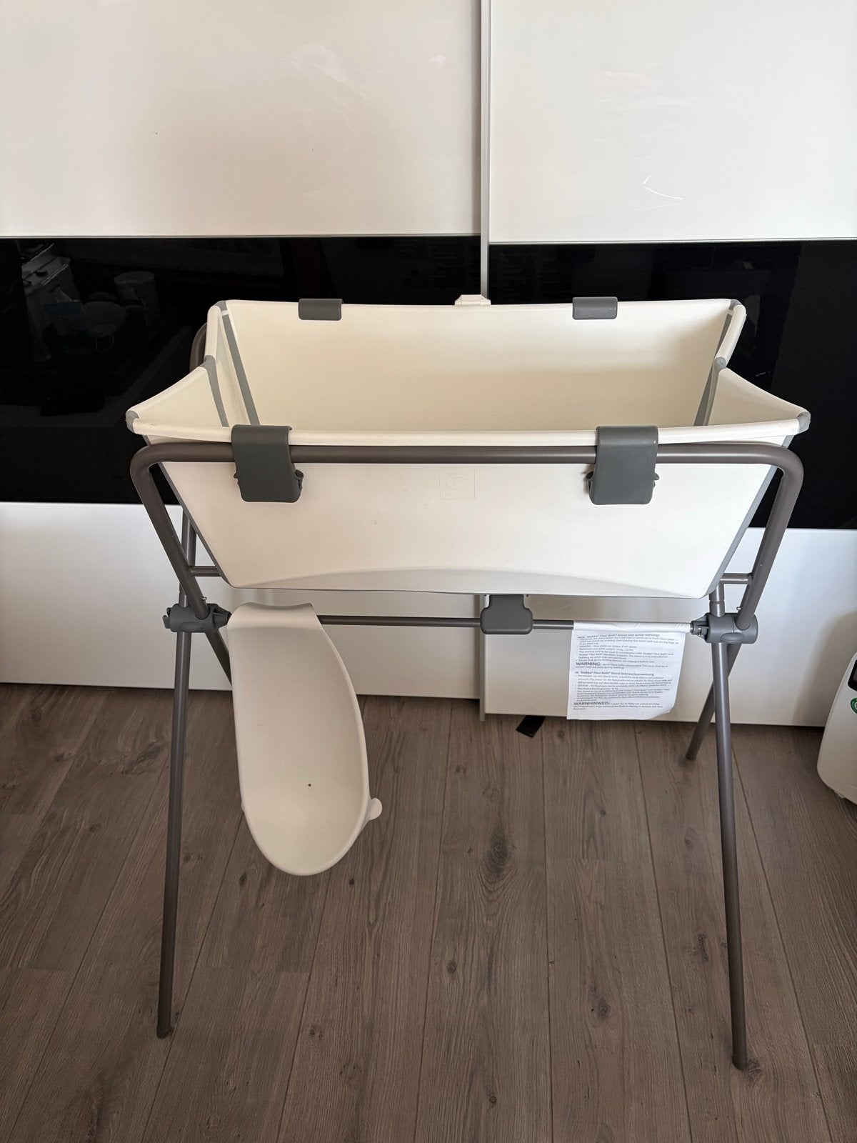 Stokke Flexi Bath opvouwbaar babybadje met standaard, Kinderen en Baby's, Badjes en Verzorging, Zo goed als nieuw, Badje, Standaard