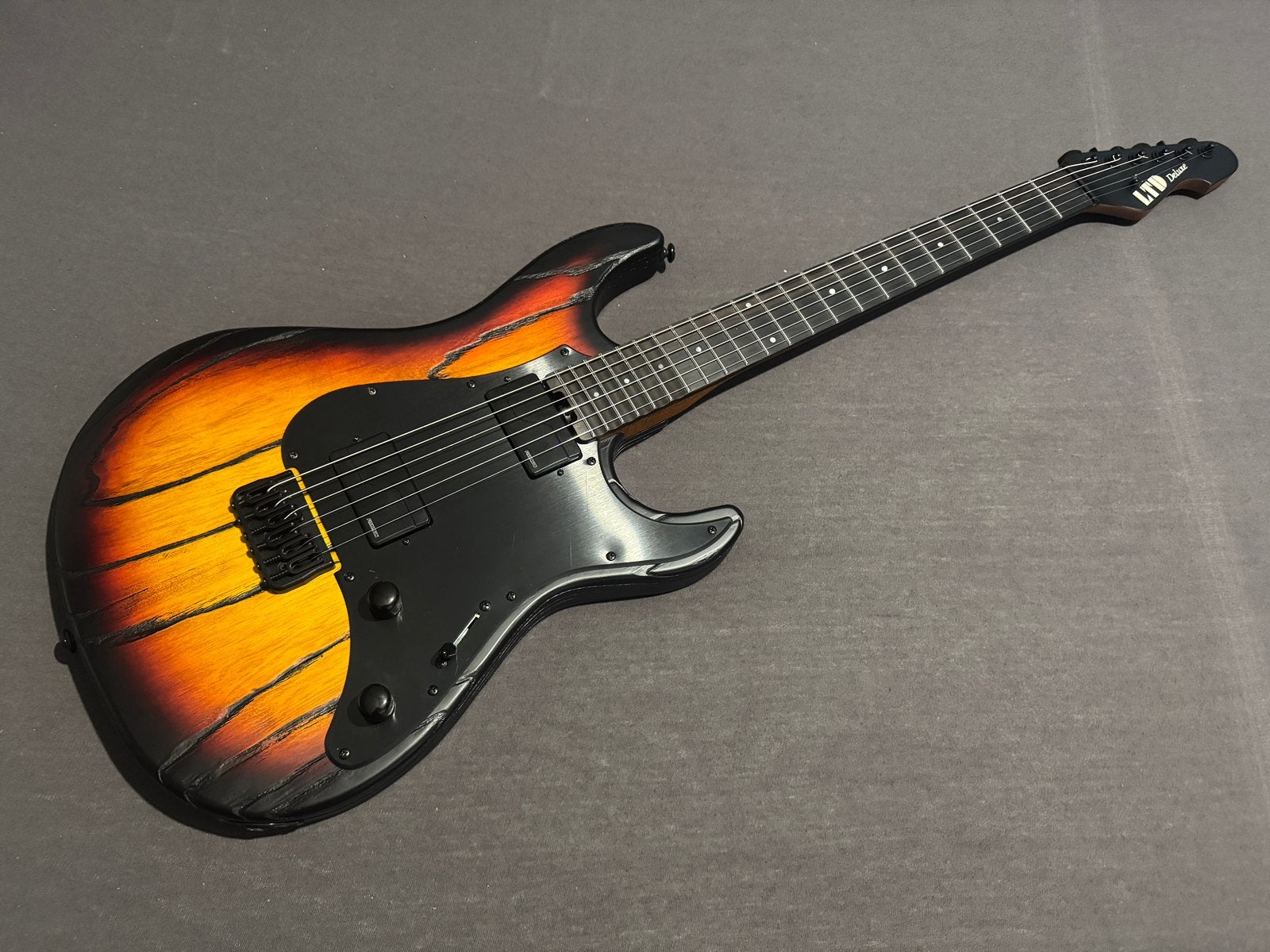 Ltd SN-1000HT Fireblast, Ophalen of Verzenden, Zo goed als nieuw, Solid body, Overige merken