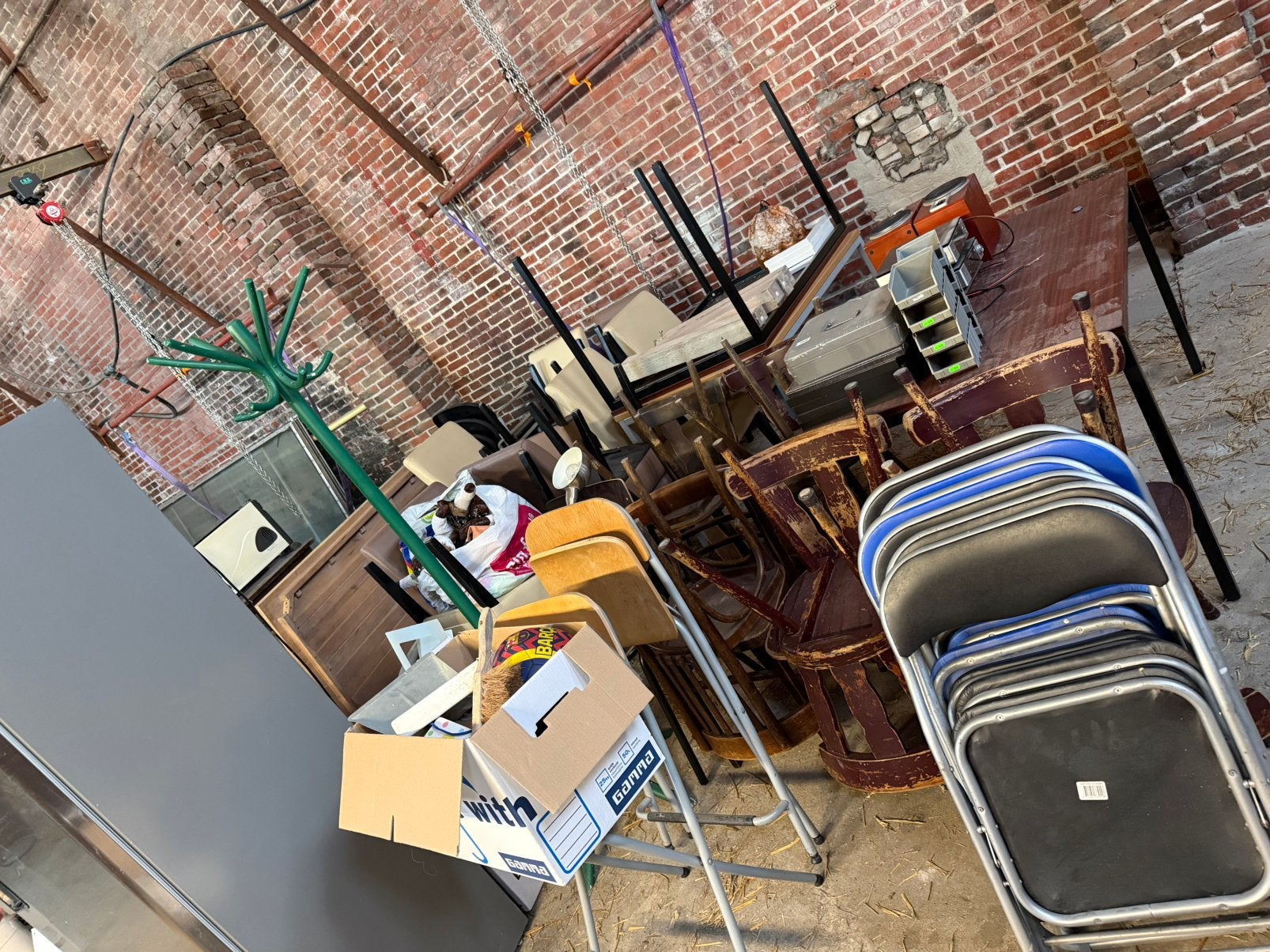Stoelen, tafels, klein spul, hometrainer, steps en koelkast, Diversen, Ophalen, Gebruikt