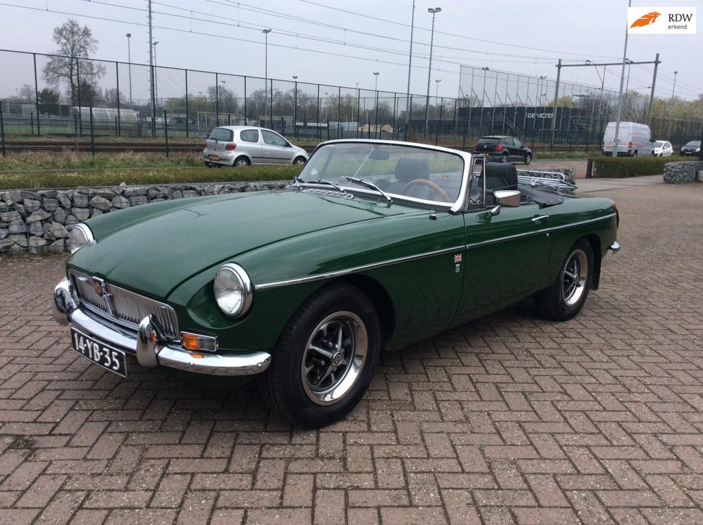 MG B type 1.8 Roadster, Auto's, MG, Achterwielaandrijving, Gebruikt, Zwart, 4 cilinders