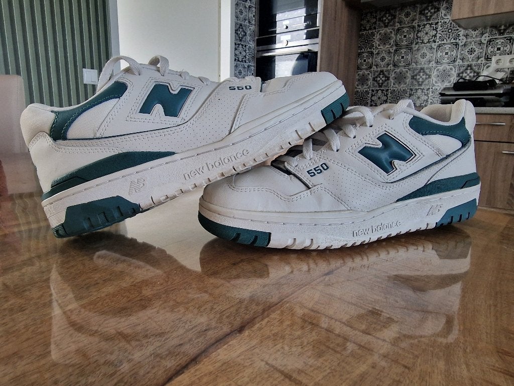 Te koop New Balance sneakers 550 Maat 40,5, Wit, New Balance, Ophalen of Verzenden, Sneakers of Gympen