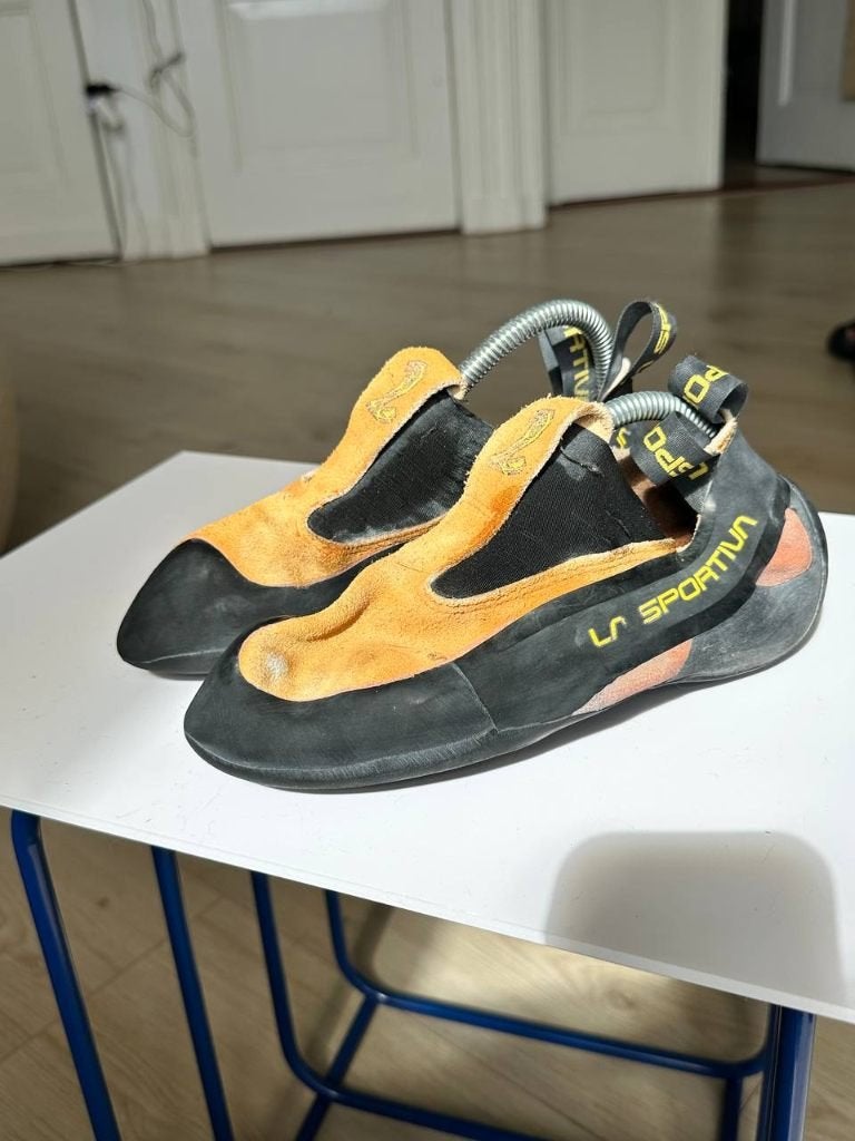 Klimschoenen La Sportiva Cobra 38,5, Sport en Fitness, Klimsport, Ophalen of Verzenden, Gebruikt, Klimsportschoenen