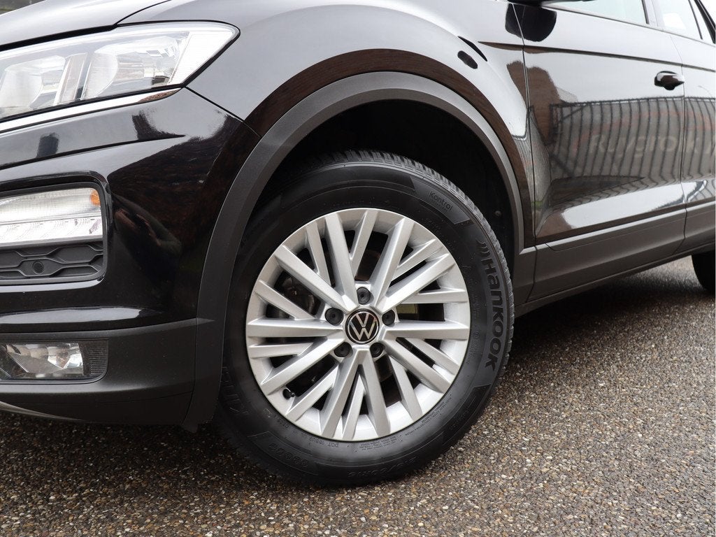 Volkswagen T-Roc 1.0 TSI Style NL-auto (bj 2021), Voorwielaandrijving, Stof, Gebruikt, 1193 kg