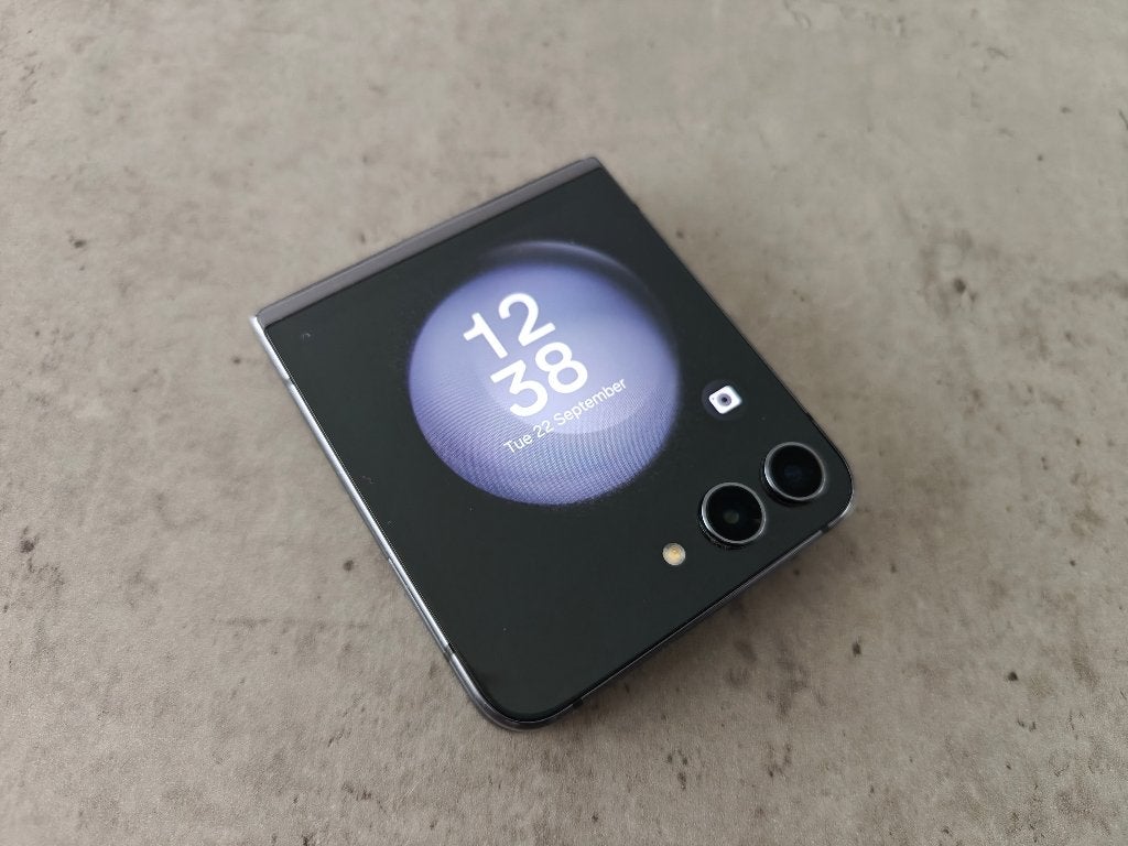 Samsung Galaxy Z Flip5, 256GB | kapot boofdscherm