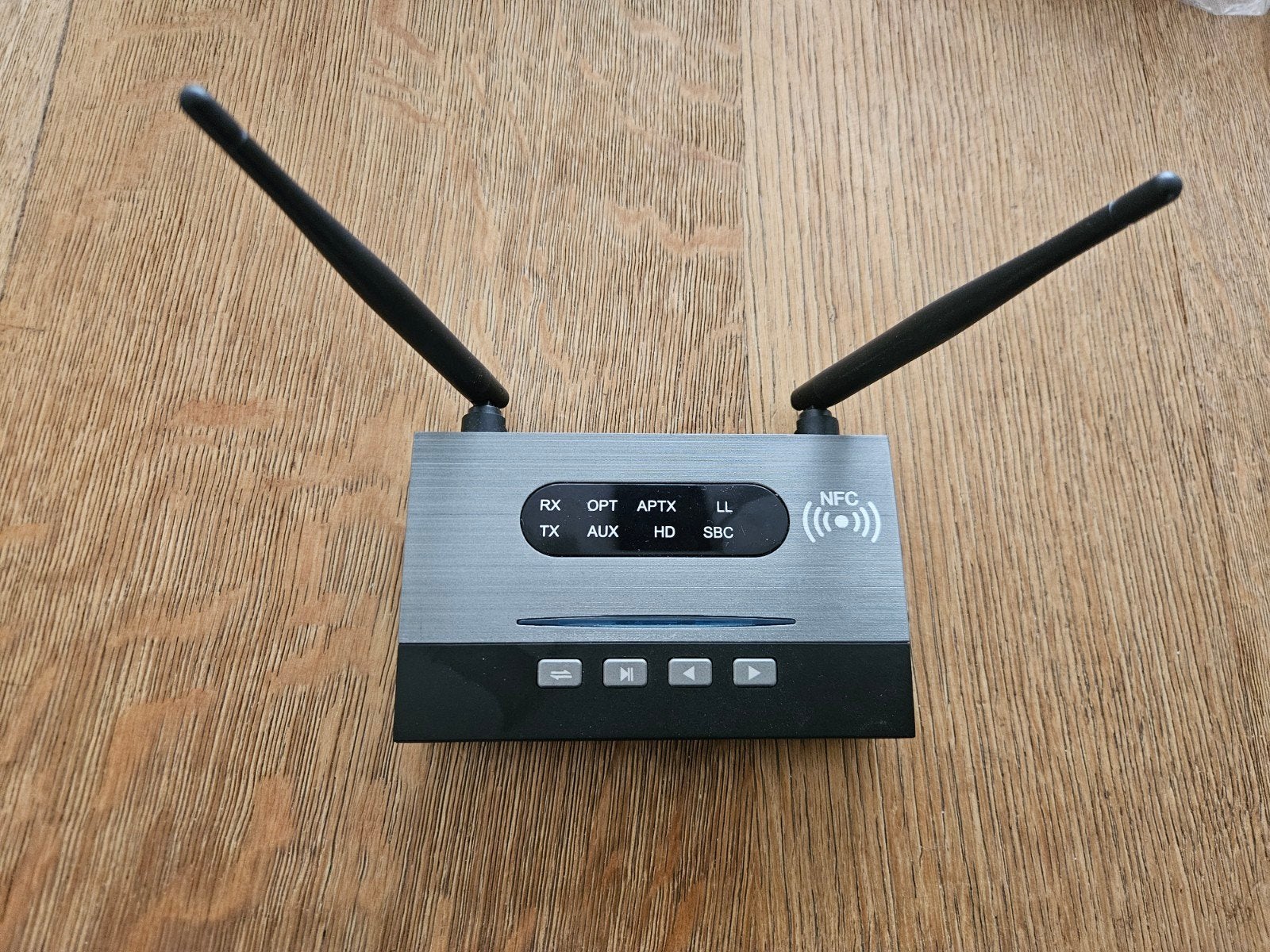 Bluetooth audiozender en -ontvanger, Ophalen of Verzenden, Zo goed als nieuw