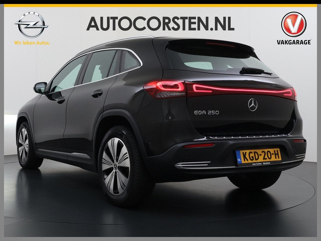 Mercedes-Benz EQA 250 SOH 97% Navi Camera 1/2 Leer High-Perf, Auto's, Mercedes-Benz, 1940 kg, Gebruikt, 190 pk, Zwart
