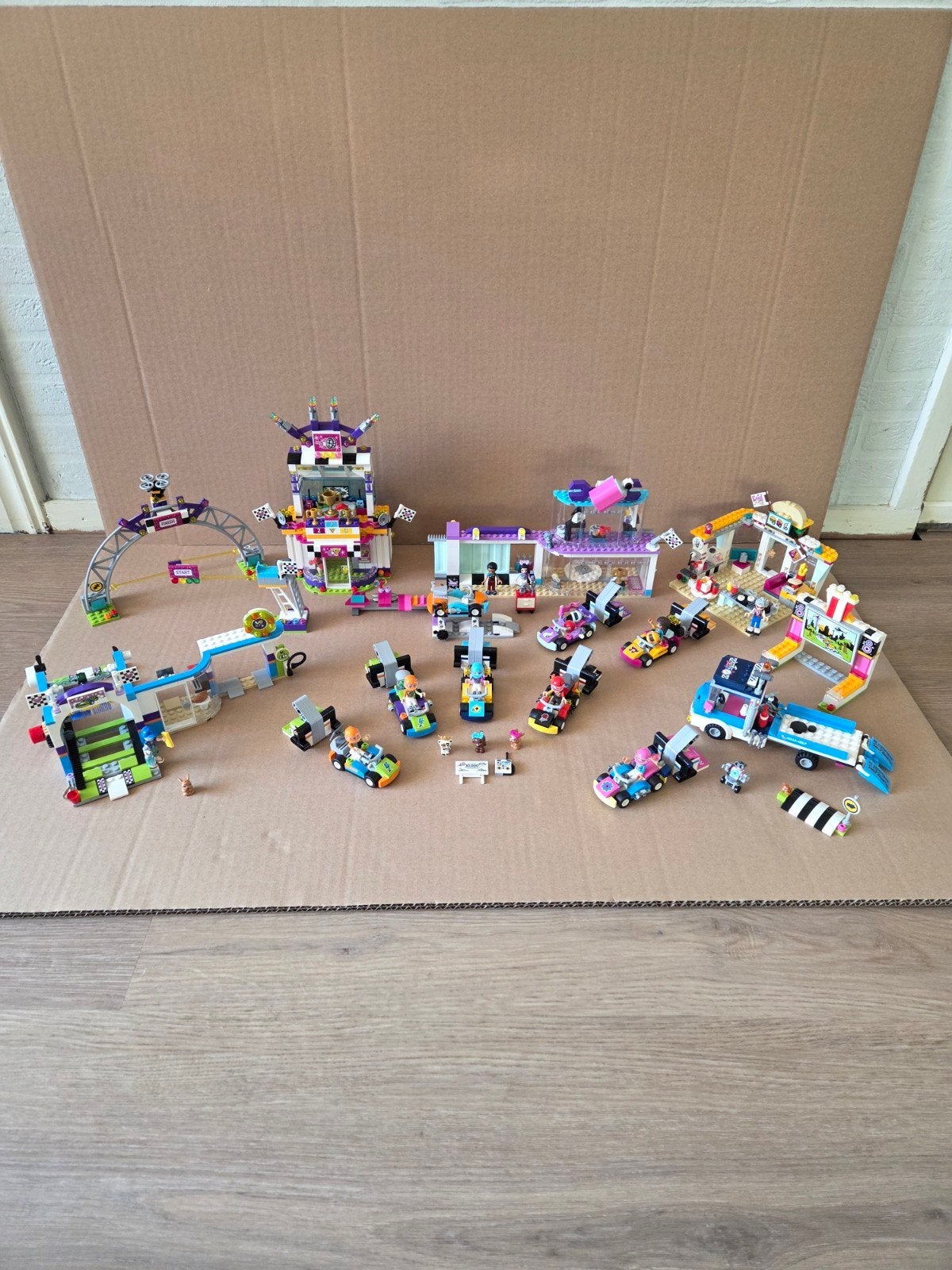 LEGO Friends Kart Sets 41348, 41349, 41350, 41351, 41352, Ophalen of Verzenden, Gebruikt