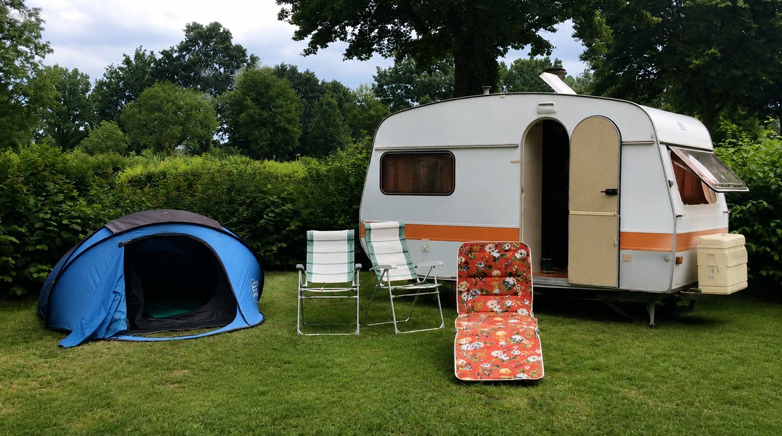 Wilk Sport 370 jaren ‘70 retro caravan, Omvormbare zithoek, Kleine zit, Particulier, 500 - 750 kg