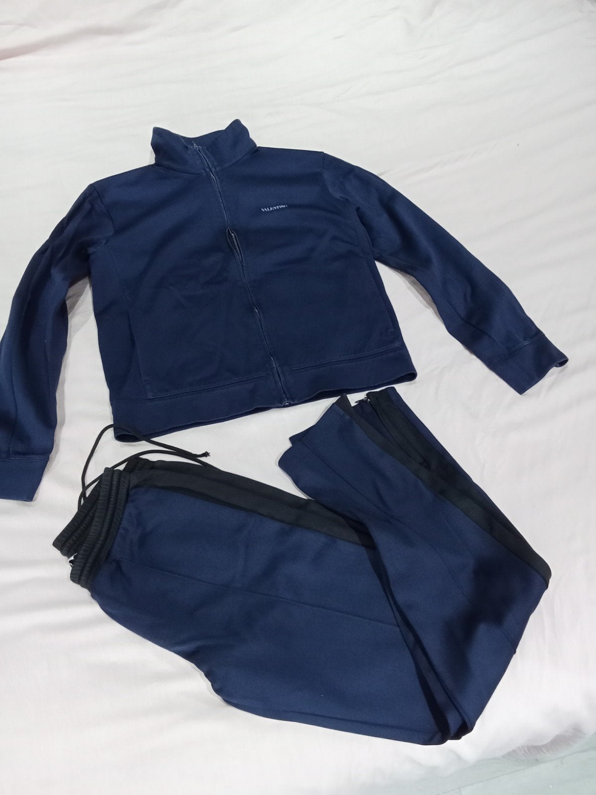 Valentino trainingspak donkerblauw maat l origineel, Maat 52/54 (L), Blauw, Valentino, Ophalen of Verzenden